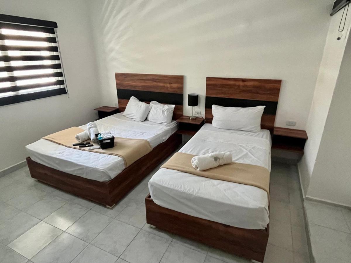 Hotel Balam Playa - 15Th Ave Playa del Carmen Zewnętrze zdjęcie A room at the hotel