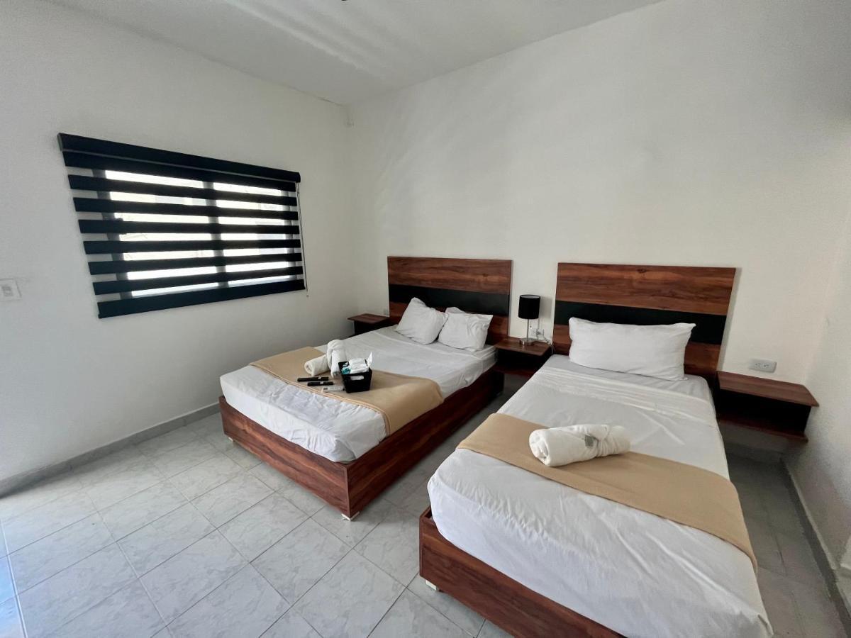 Hotel Balam Playa - 15Th Ave Playa del Carmen Zewnętrze zdjęcie A bedroom at the hotel